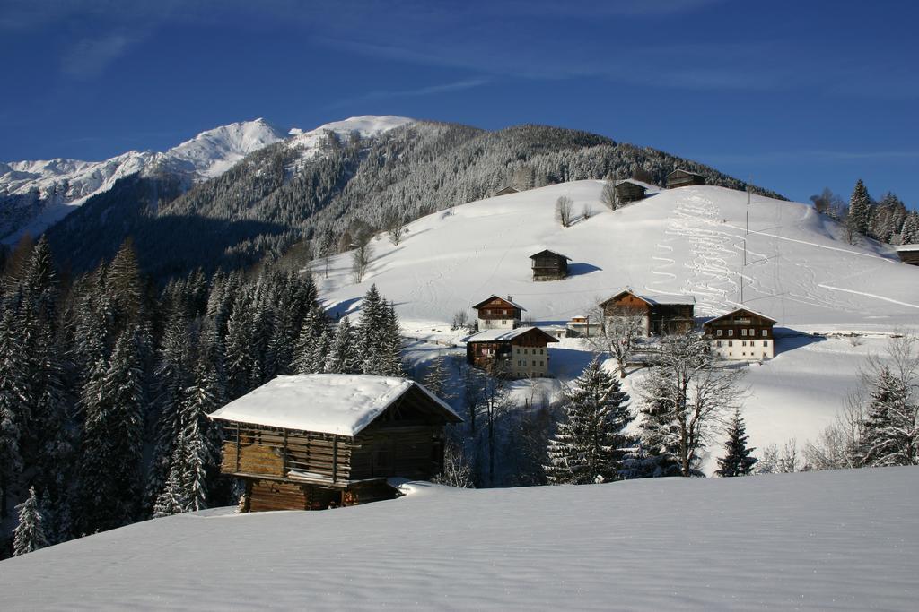 Bauernhof Im Wiesengrund Maria Luggau Exterior foto